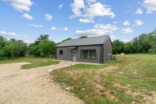 400 Round Up Court, Stephenville, TX 76401