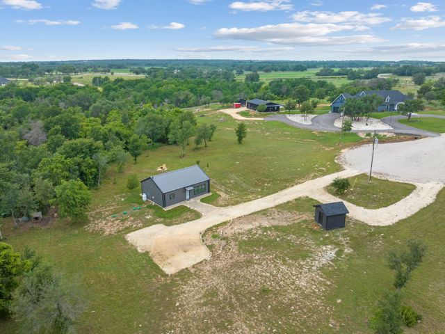 400 Round Up Court, Stephenville, TX 76401