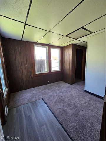 5915 Cable Avenue, Cleveland, OH 44127