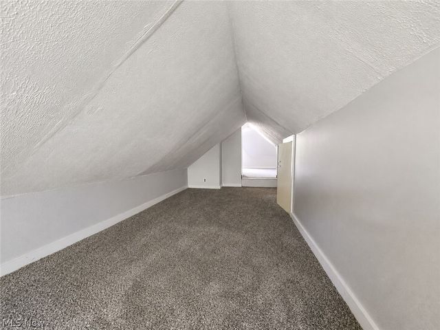 5915 Cable Avenue, Cleveland, OH 44127