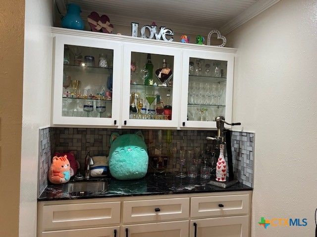 304 Chimney Rock Drive, Victoria, TX 77904