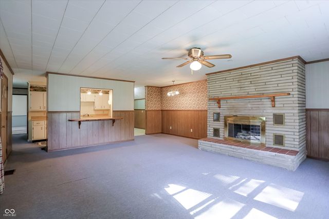 9184 S Geneva Main Street, Flat Rock, IN 47234