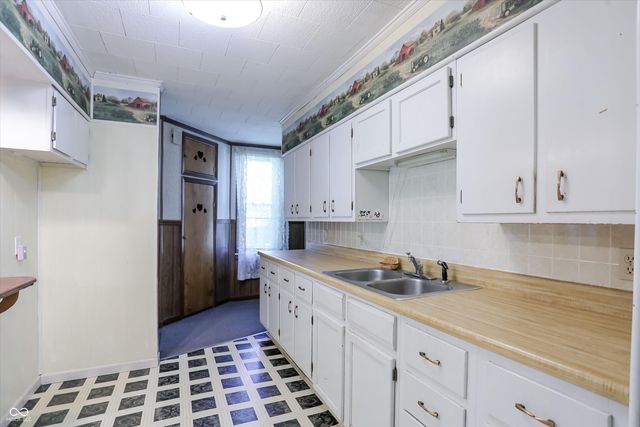 9184 S Geneva Main Street, Flat Rock, IN 47234