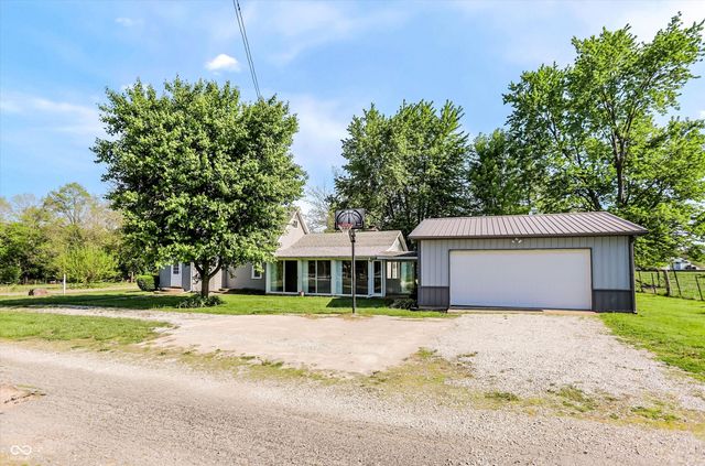 9184 S Geneva Main Street, Flat Rock, IN 47234