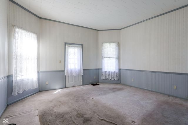 9184 S Geneva Main Street, Flat Rock, IN 47234