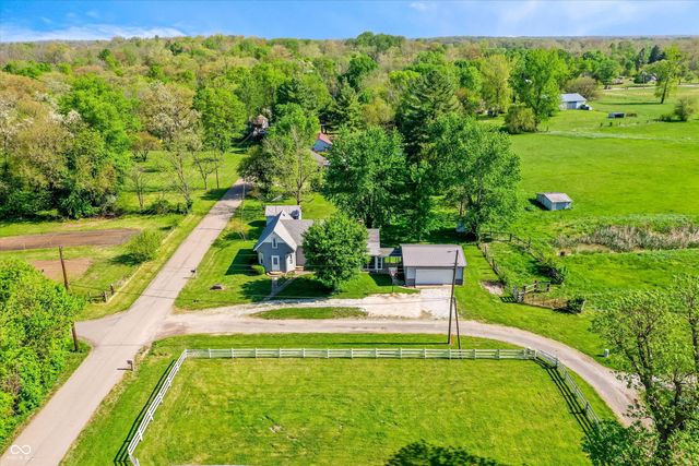 9184 S Geneva Main Street, Flat Rock, IN 47234