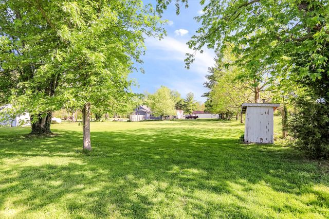 9184 S Geneva Main Street, Flat Rock, IN 47234