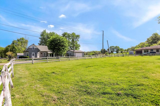9184 S Geneva Main Street, Flat Rock, IN 47234