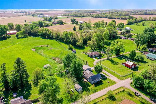 9184 S Geneva Main Street, Flat Rock, IN 47234