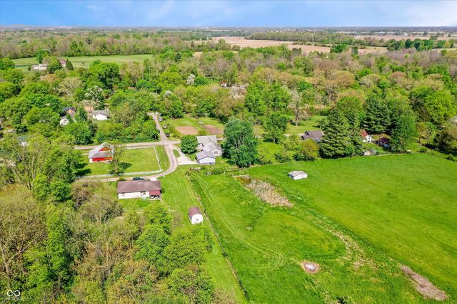 9184 S Geneva Main Street, Flat Rock, IN 47234