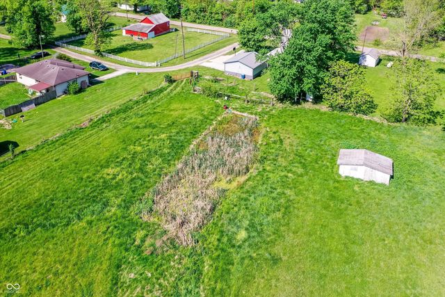 9184 S Geneva Main Street, Flat Rock, IN 47234