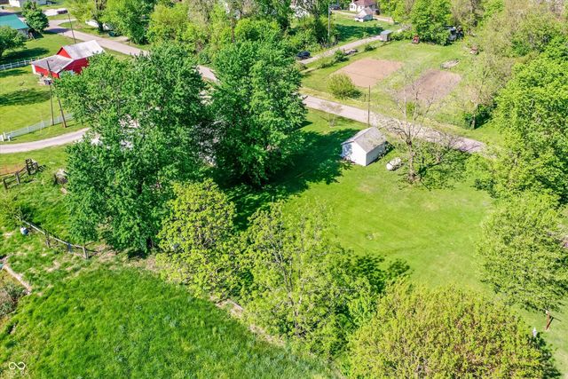 9184 S Geneva Main Street, Flat Rock, IN 47234