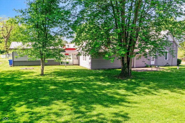 9184 S Geneva Main Street, Flat Rock, IN 47234