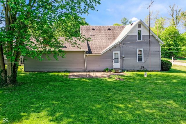 9184 S Geneva Main Street, Flat Rock, IN 47234