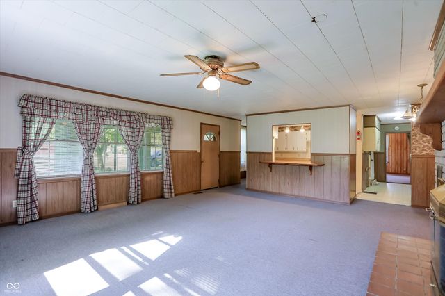 9184 S Geneva Main Street, Flat Rock, IN 47234