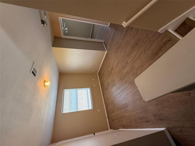 225 Hyltin ST, Hutto, TX 78634