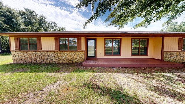 1477 S County Road 9, Slocomb, AL 36375