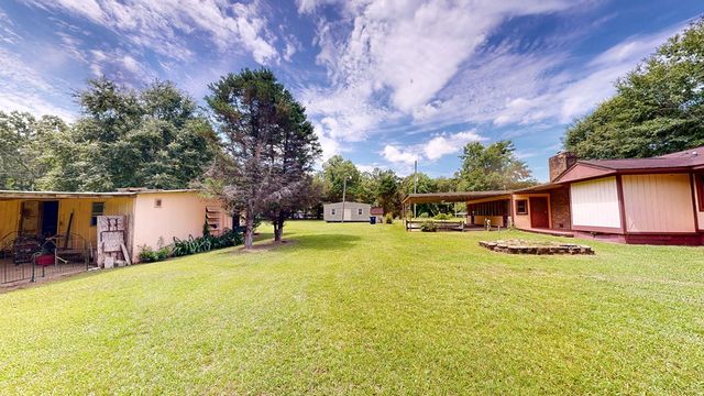 1477 S County Road 9, Slocomb, AL 36375