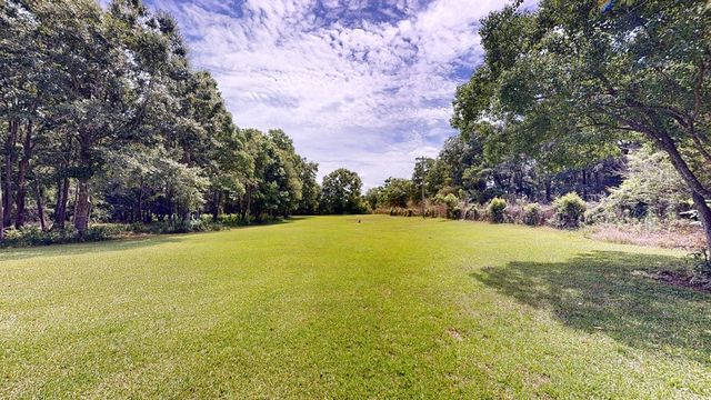 1477 S County Road 9, Slocomb, AL 36375