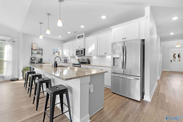 11544 Lucas Ferry Road, Athens, AL 35611