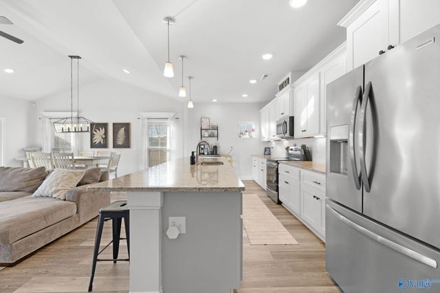 11544 Lucas Ferry Road, Athens, AL 35611