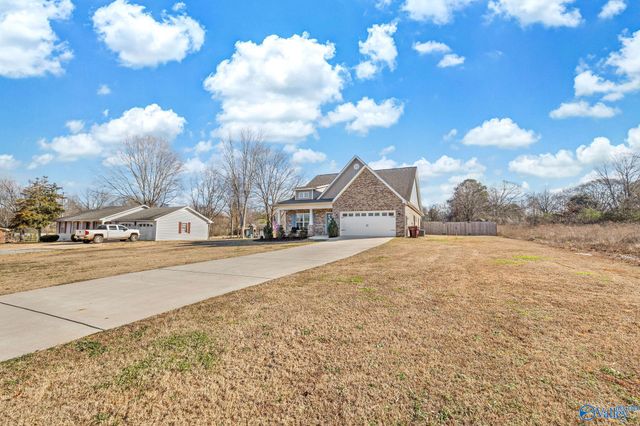 11544 Lucas Ferry Road, Athens, AL 35611