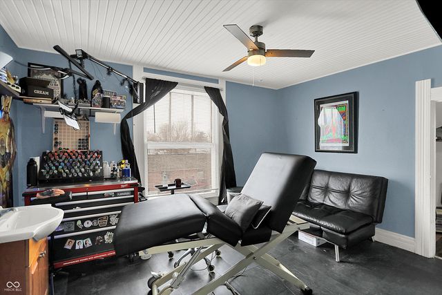 1112 S 10th Street, Noblesville, IN 46060