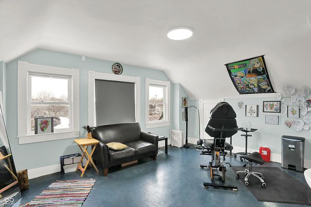 1112 S 10th Street, Noblesville, IN 46060