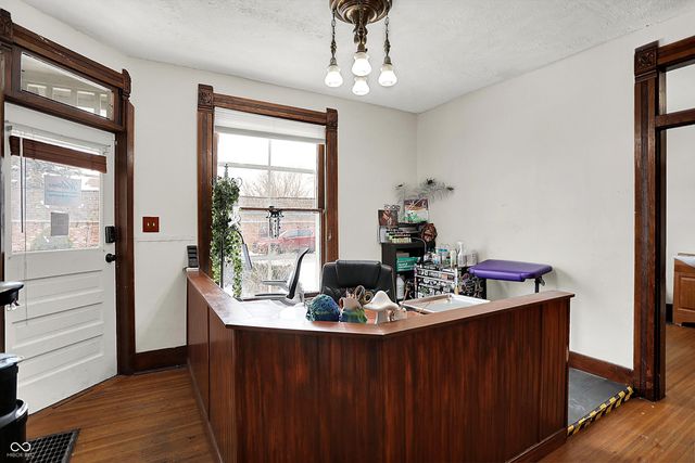 1112 S 10th Street, Noblesville, IN 46060