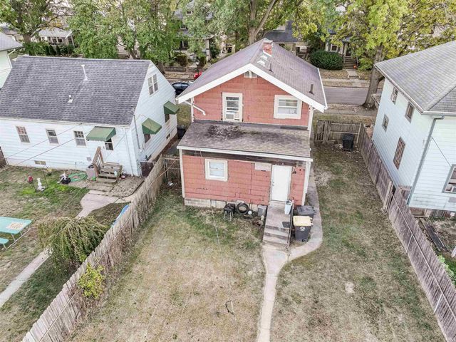 211 E Lexington Court, Fort Wayne, IN 46806