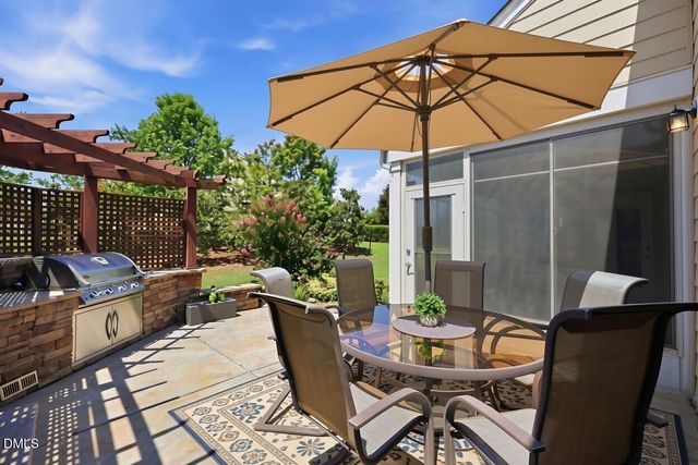 105 Manning Way, Durham, NC 27703