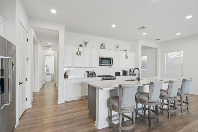 19770 W Montecito Avenue, Litchfield Park, AZ 85340