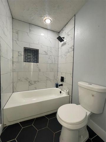 6207 Denmark Drive, Pasadena, TX 77505