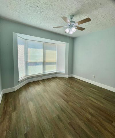 6207 Denmark Drive, Pasadena, TX 77505