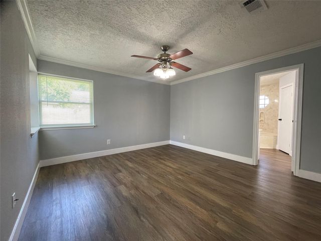 6207 Denmark Drive, Pasadena, TX 77505