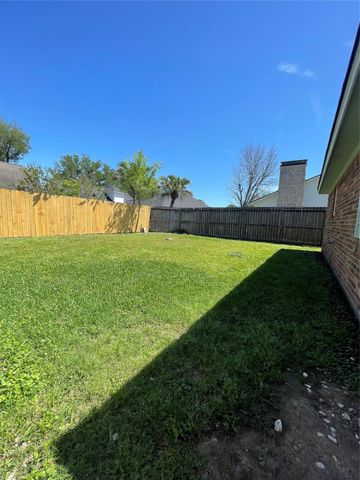 6207 Denmark Drive, Pasadena, TX 77505