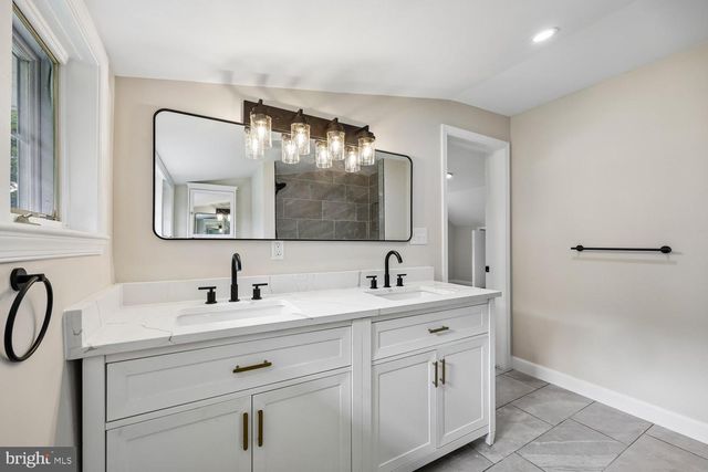 17670 SABILLASVILLE RD, Sabillasville, MD 21780
