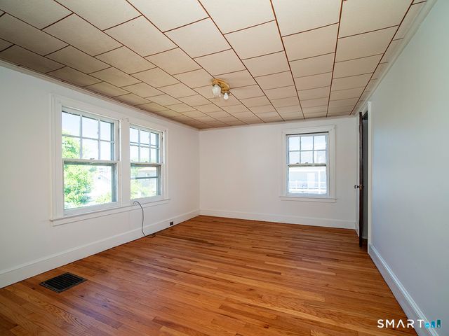 15 Homestead Avenue, Hamden, CT 06514