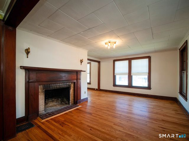 15 Homestead Avenue, Hamden, CT 06514