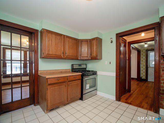 15 Homestead Avenue, Hamden, CT 06514