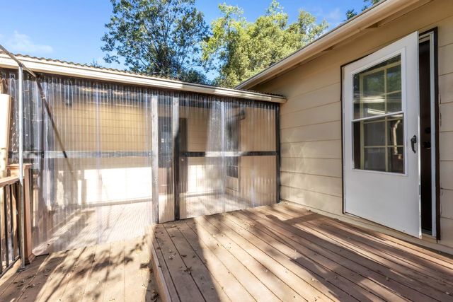 18956 Siesta Dr, Penn Valley, CA 95946