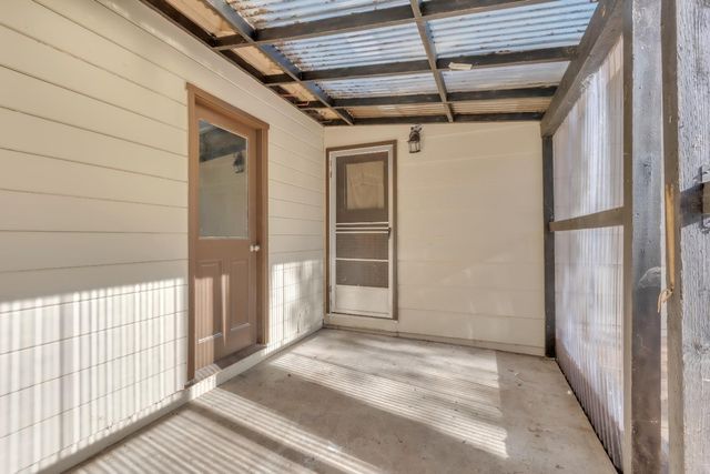 18956 Siesta Dr, Penn Valley, CA 95946