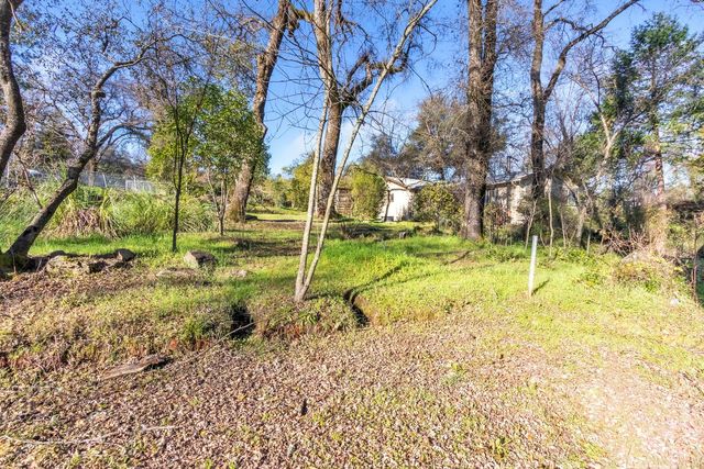 18956 Siesta Dr, Penn Valley, CA 95946