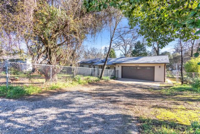 18956 Siesta Dr, Penn Valley, CA 95946