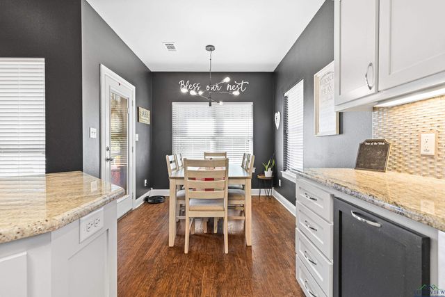 403 Park Place, Marshall, TX 75672