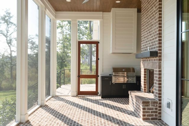 4368 Lady Banks Lane, Ravenel, SC 29470