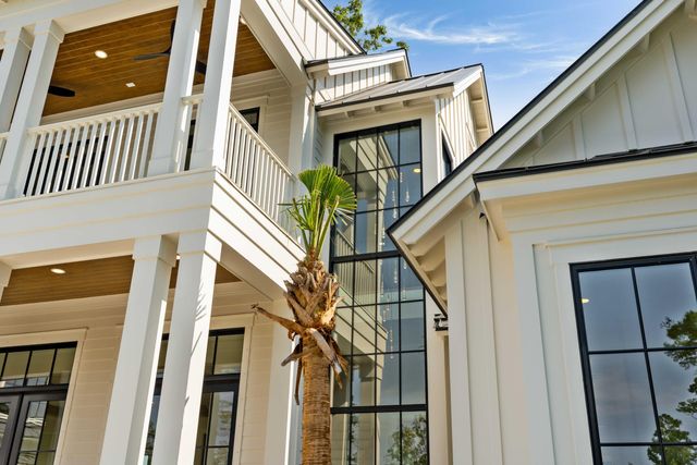 4368 Lady Banks Lane, Ravenel, SC 29470