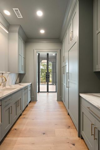 4368 Lady Banks Lane, Ravenel, SC 29470