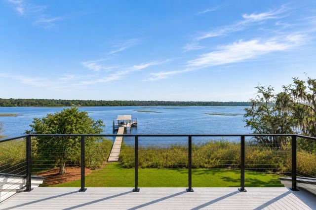 4368 Lady Banks Lane, Ravenel, SC 29470