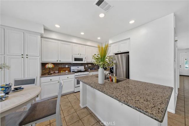 28432 Plymouth Way, Temecula, CA 92591